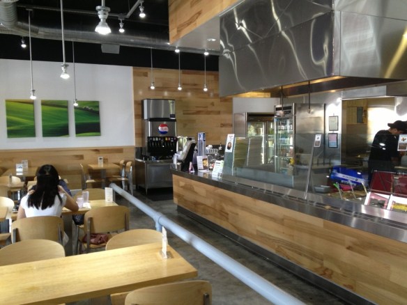 I give Sizzling Stone high marks for its clean, modern interior.